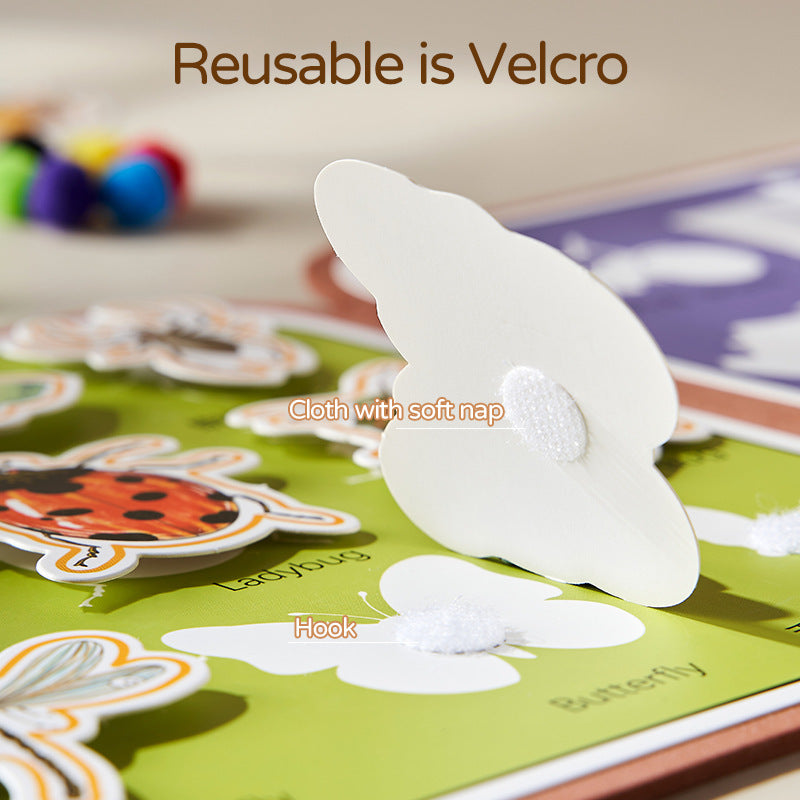Activity Books | The baby is so busy and quiet. Reading books.
